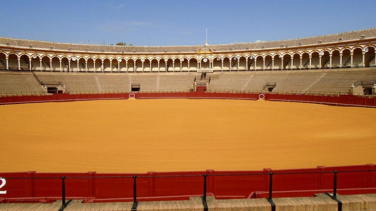 Epicenter Ii Nuevo Y Lujoso Apto Parking Gratis Perfecta Ubicacion Seville